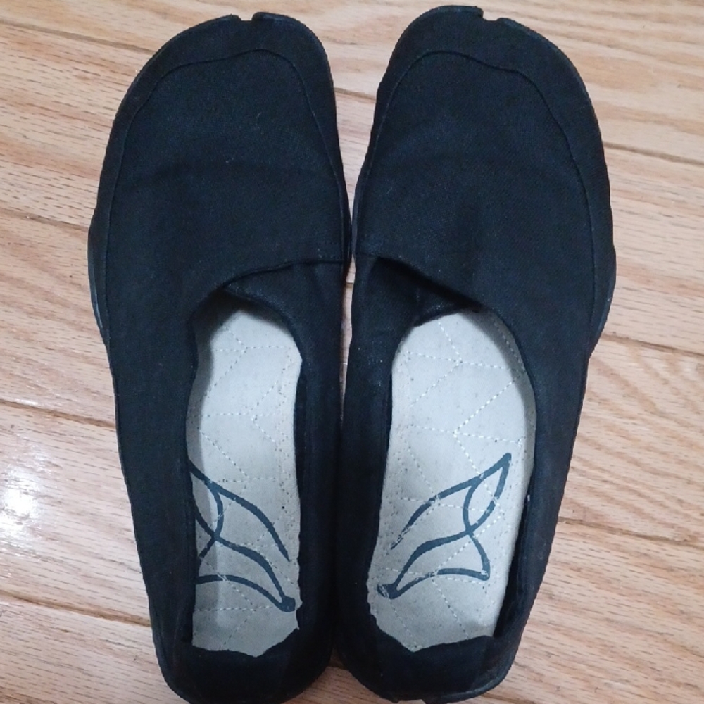Wildling Kami Barefoot Slip-on Shoes